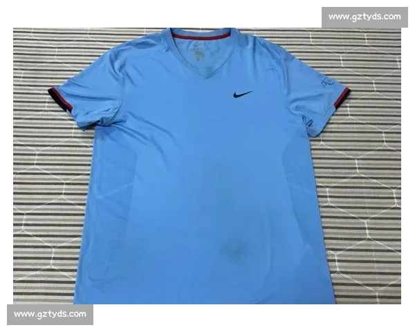 Alcaraz 携 Nike Vapor 12 问鼎美网：青春风暴与科技的共振